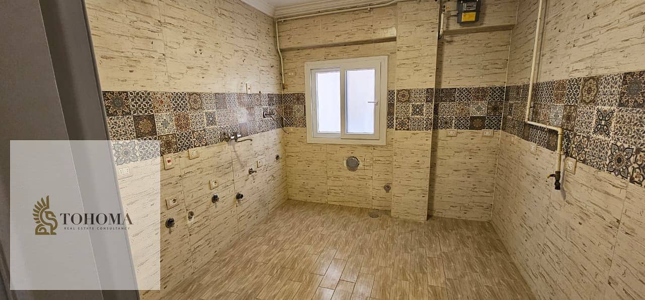 7 37c95488-7553-47ed-805b-1e024a8f46f0. jpg