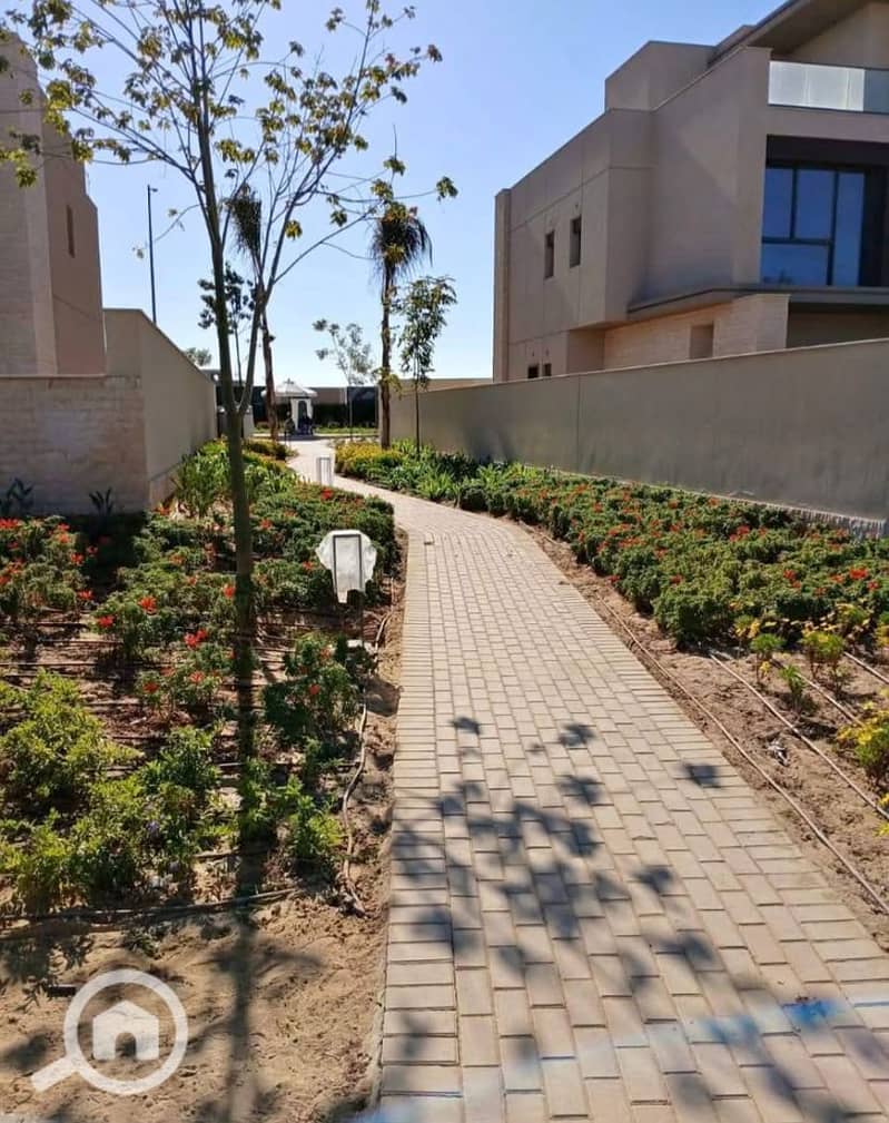 5 WhatsApp Image 2025-12-11 at 11.39. 30 AM (1). jpeg