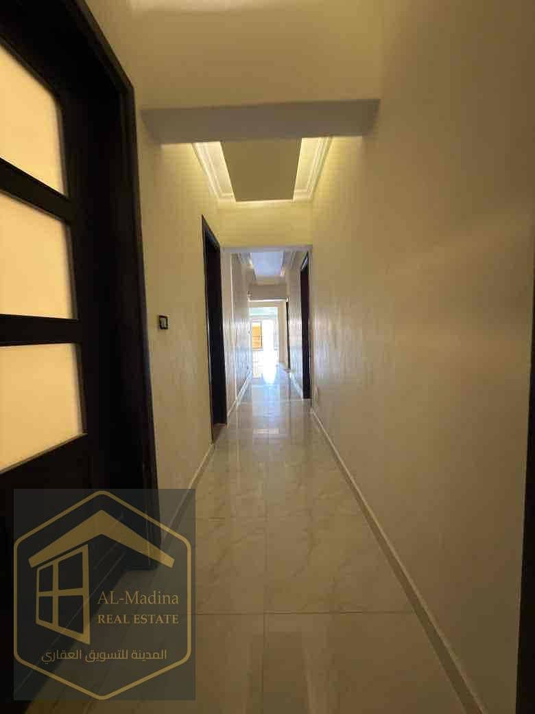 5 fc86dd2b-e8d7-4928-b91f-b5a22b55ad62. jpg