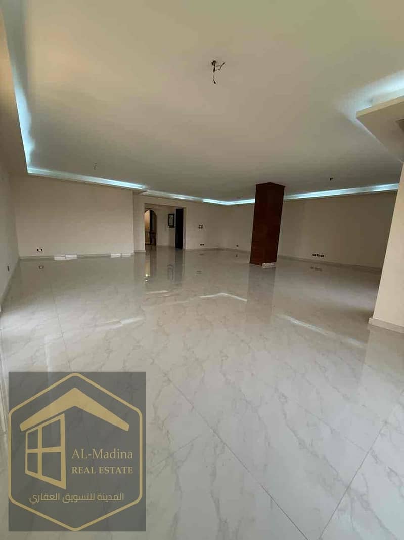 17 5380b9b7-c51e-4b76-b311-ee95943ec438. jpg