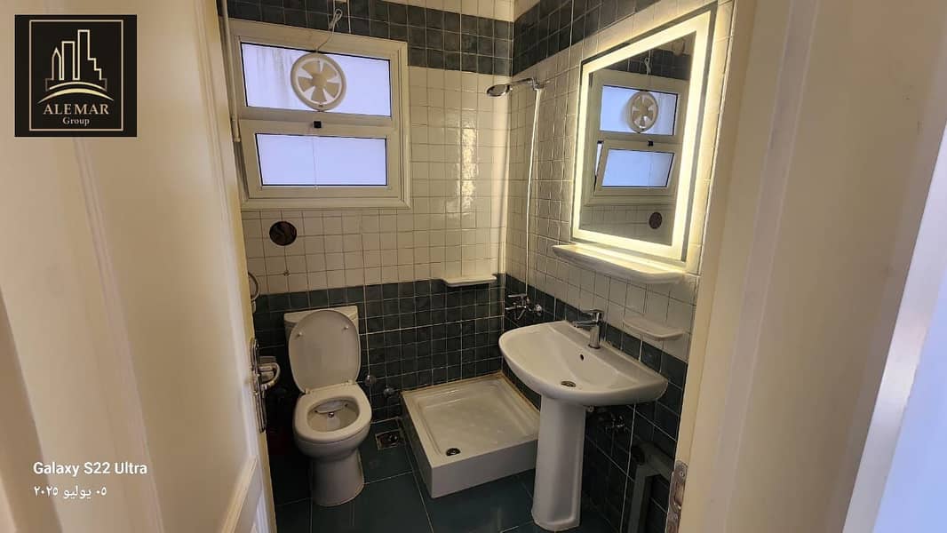 4 136d1884-6f0c-4960-903c-19e725c9b1df. jpg