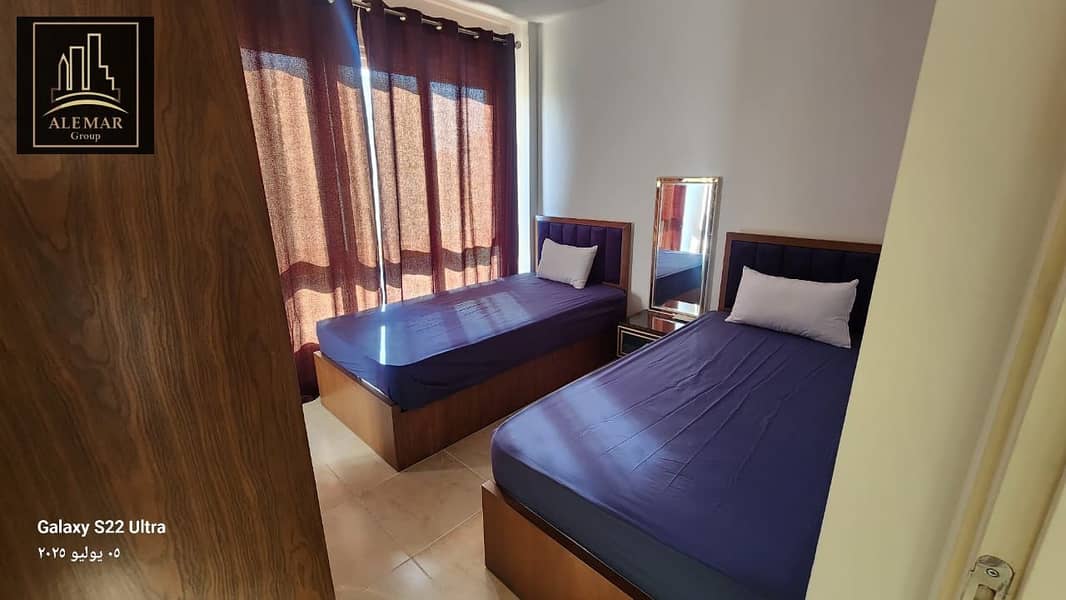 5 1284ad48-51d9-4a29-91d8-1c5243d3351a. jpg