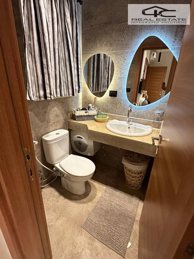 10 WhatsApp Image 2025-12-10 at 13.35. 21. jpeg