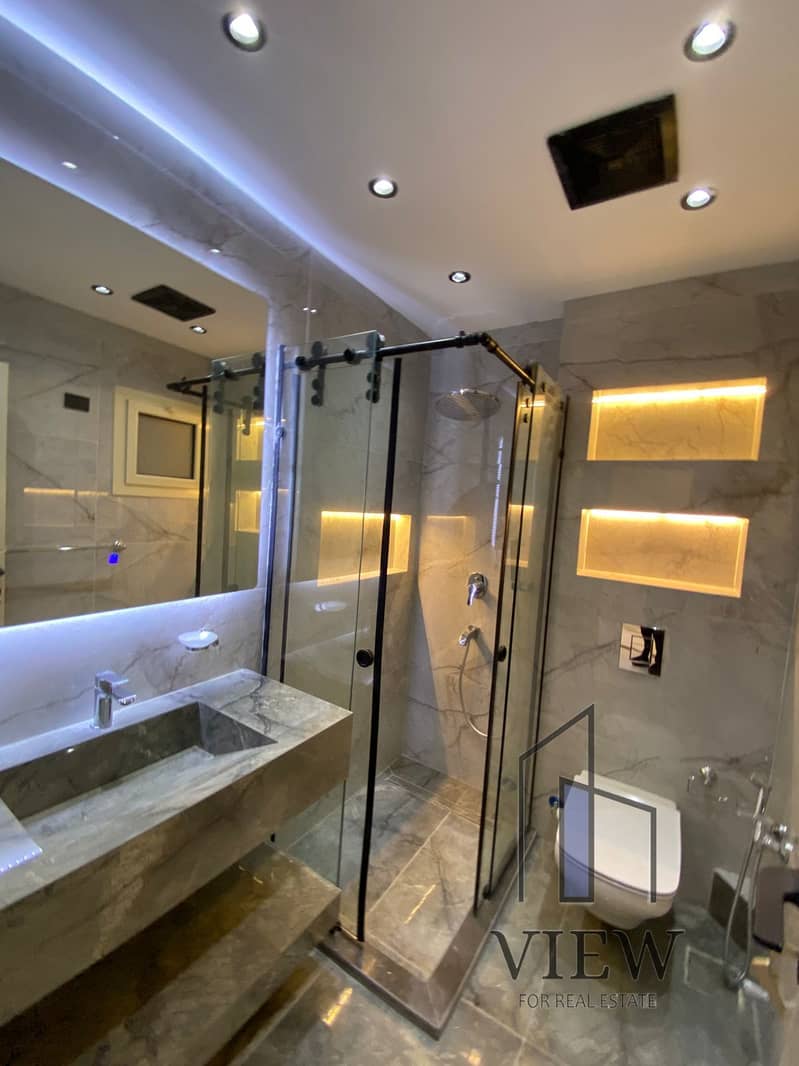 22 WhatsApp Image 2025-10-12 at 02.21. 28_39261201. jpg