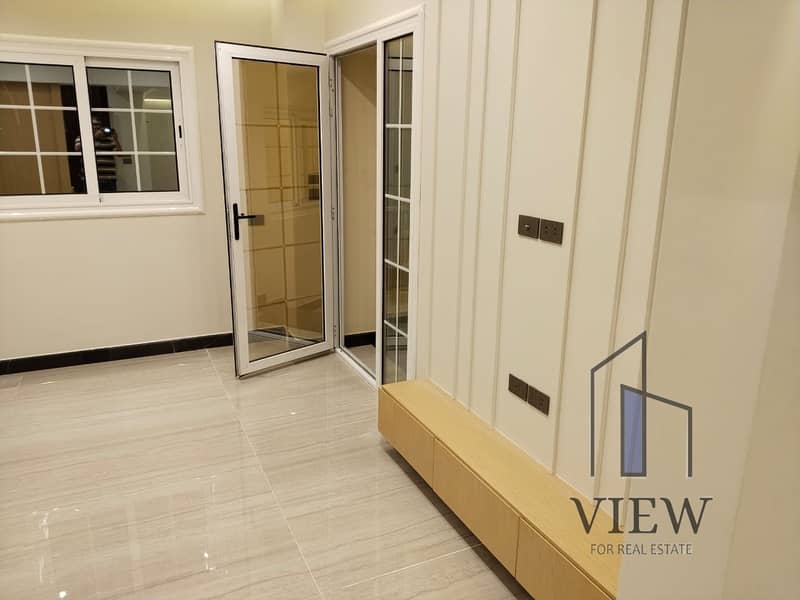 11 WhatsApp Image 2025-11-02 at 11.00. 32_fedf5dad. jpg