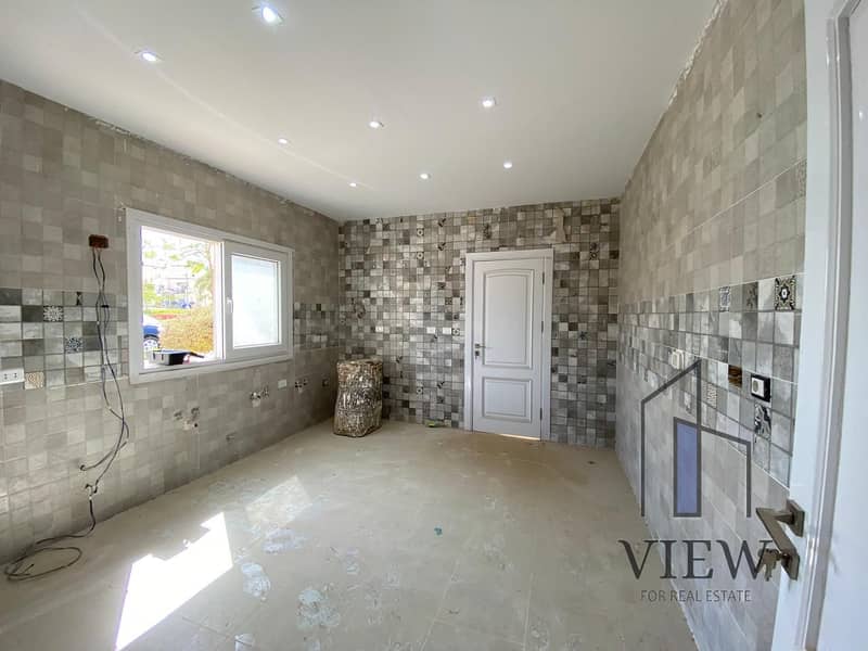 8 WhatsApp Image 2025-10-30 at 10.00. 05_75cf4a82. jpg