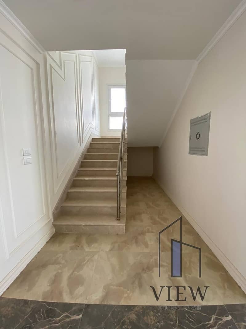 11 WhatsApp Image 2025-10-30 at 10.00. 05_b6c60ec9. jpg