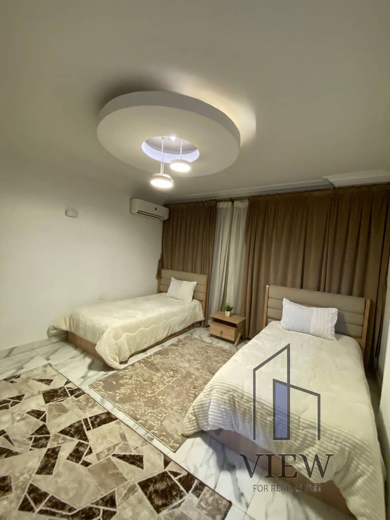 4 WhatsApp Image 2025-10-22 at 16.18. 15_4fb781c4. jpg