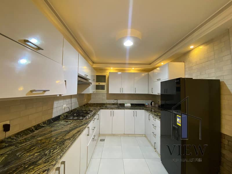 12 WhatsApp Image 2025-05-19 at 00.36. 53_782bca03. jpg