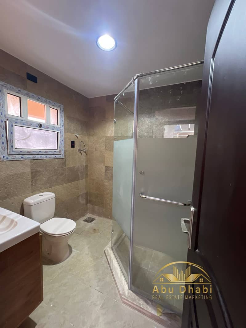 6 WhatsApp Image 2025-12-07 at 3.42. 18 PM. jpeg