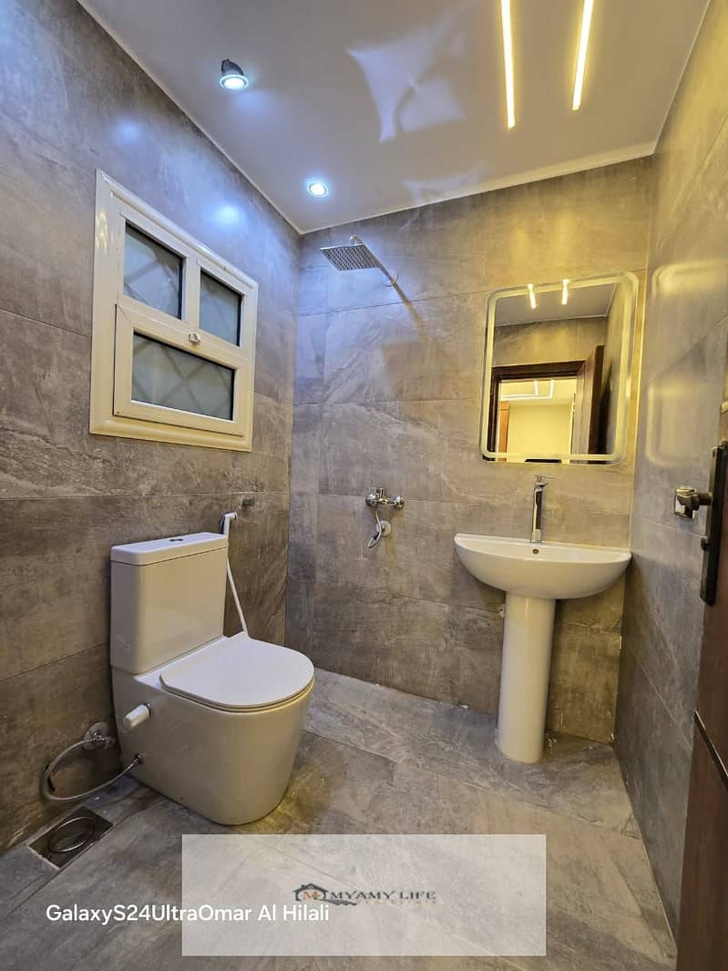 13 WhatsApp Image 2025-09-16 at 12.05. 07 PM (1). jpeg