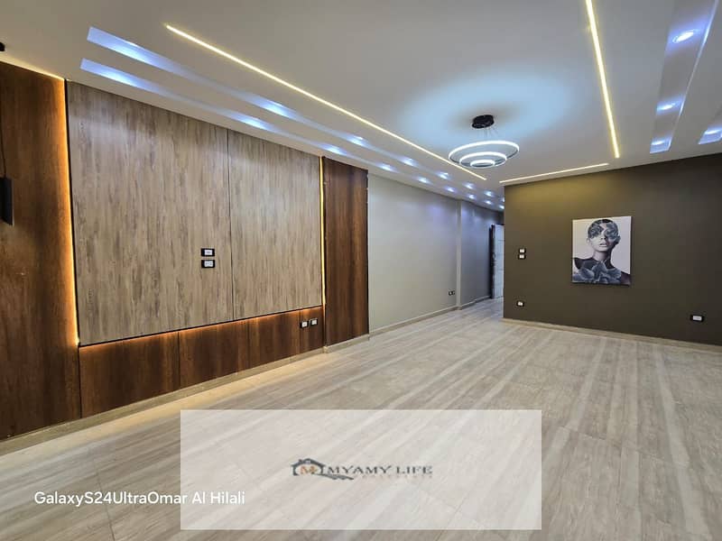 32 WhatsApp Image 2025-09-16 at 12.05. 12 PM (1). jpeg