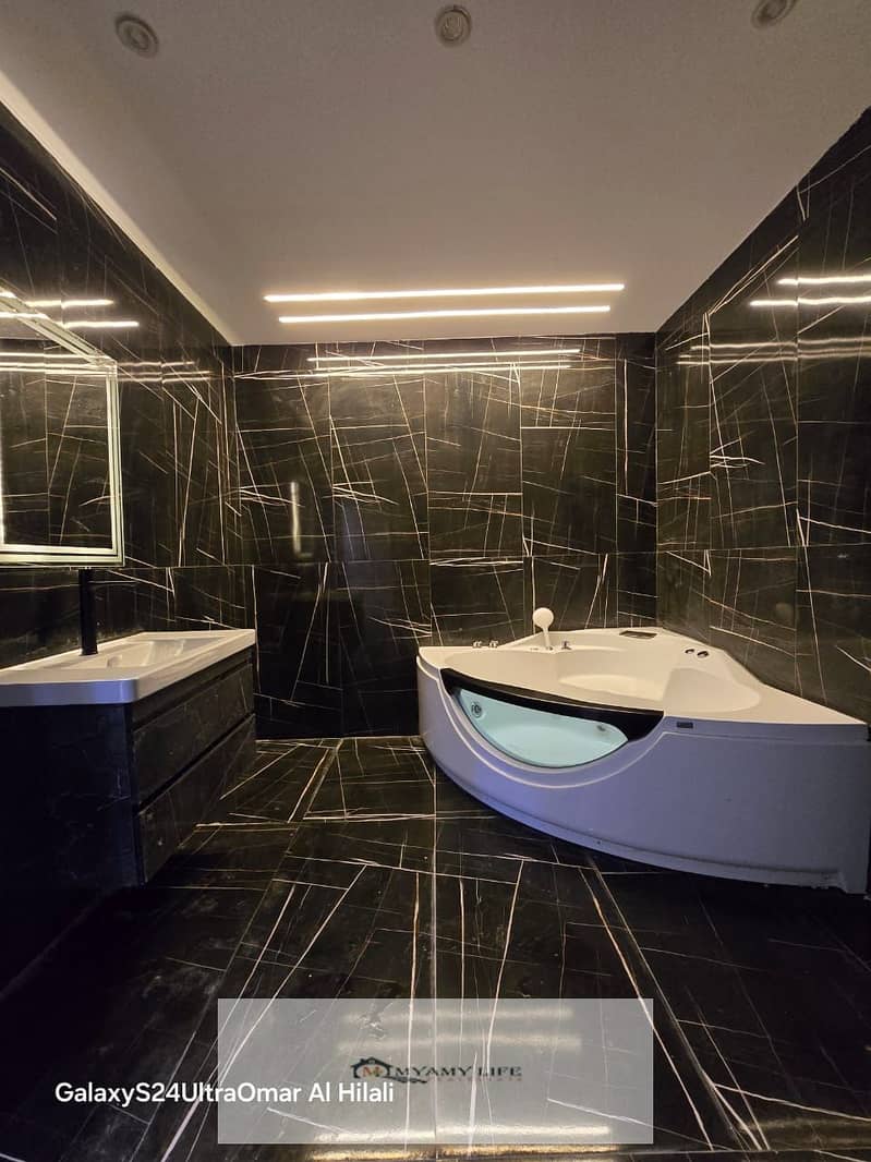 39 WhatsApp Image 2025-09-16 at 12.05. 13 PM. jpeg