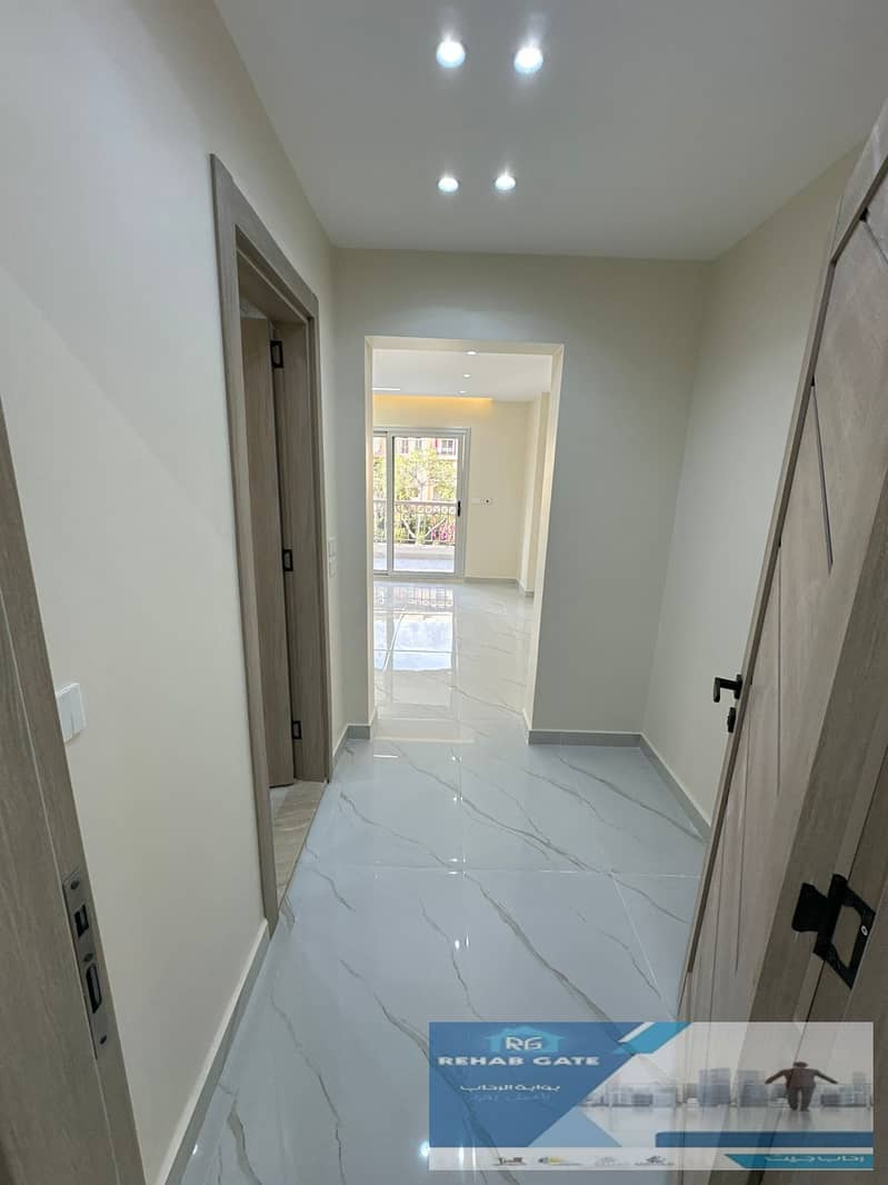 13 8f5ab157-5471-4959-8bc1-b9539480b534. jpeg