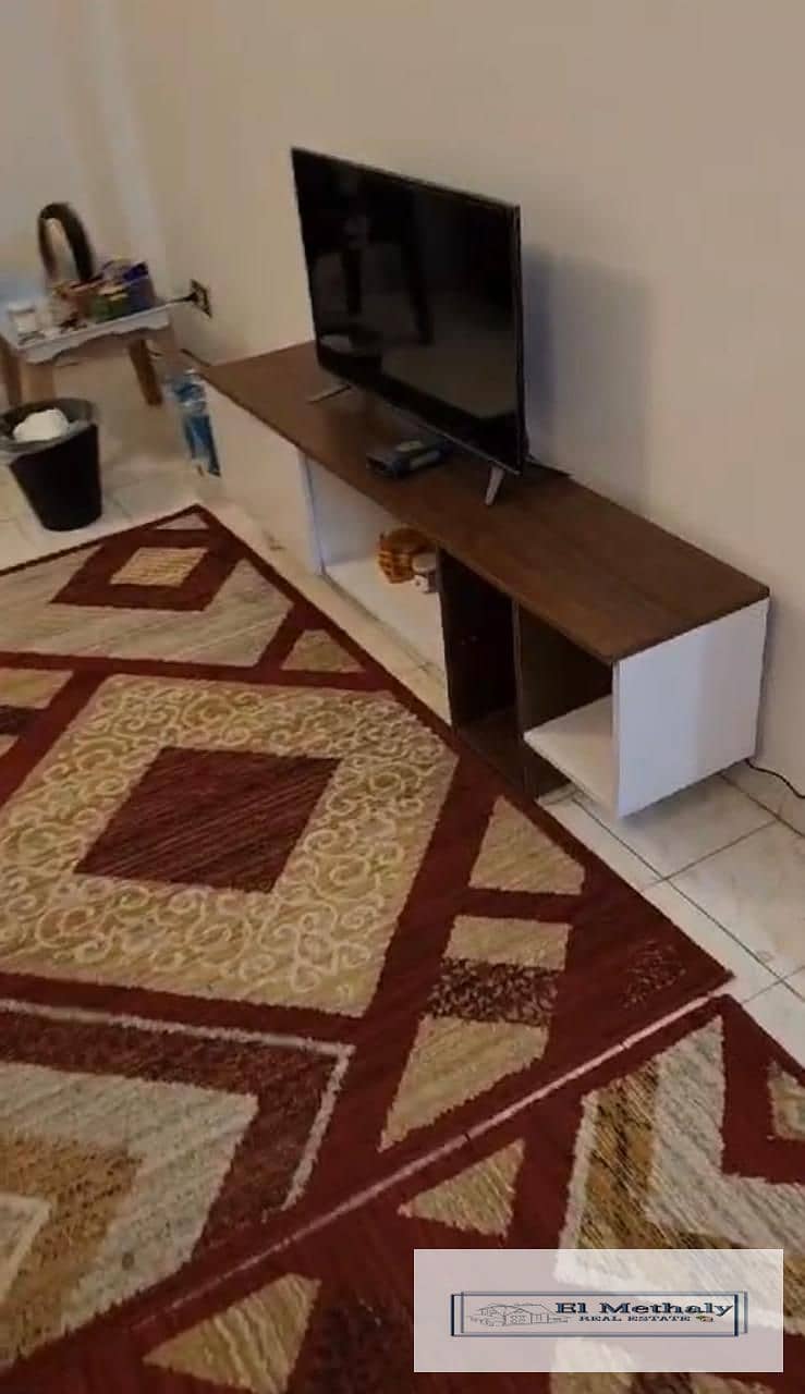 11 567425d9-8e84-46d8-ad13-53c40ab8915f. jpg