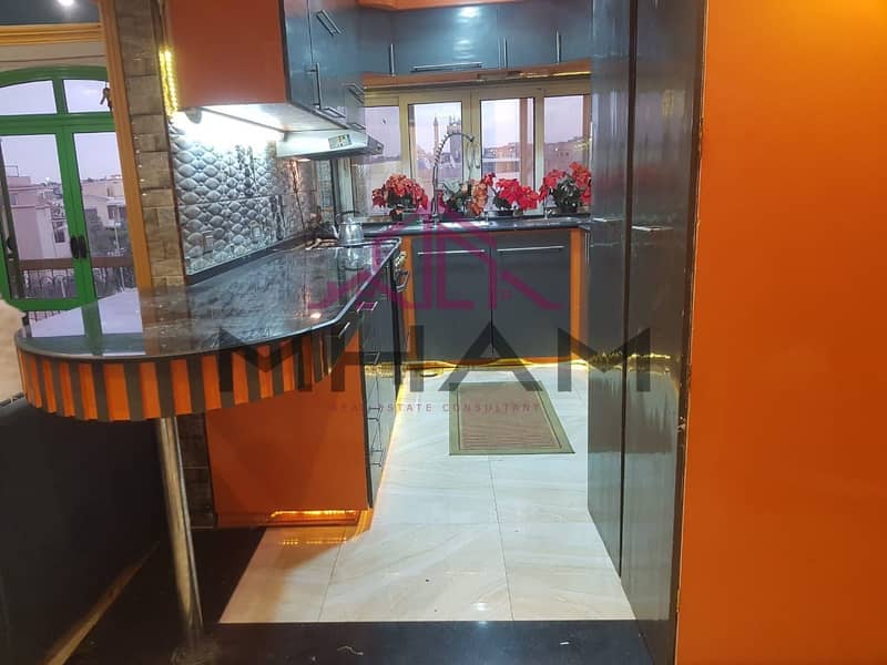 8 photo_5890732339107663065_y. jpg