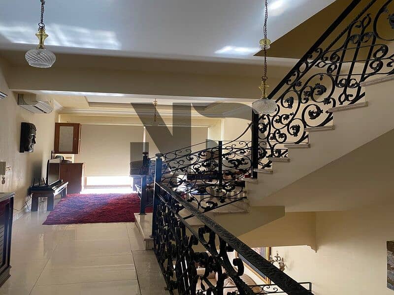 6 d99f9665-fe8b-400e-a72d-7f4582bf3fed. jpg