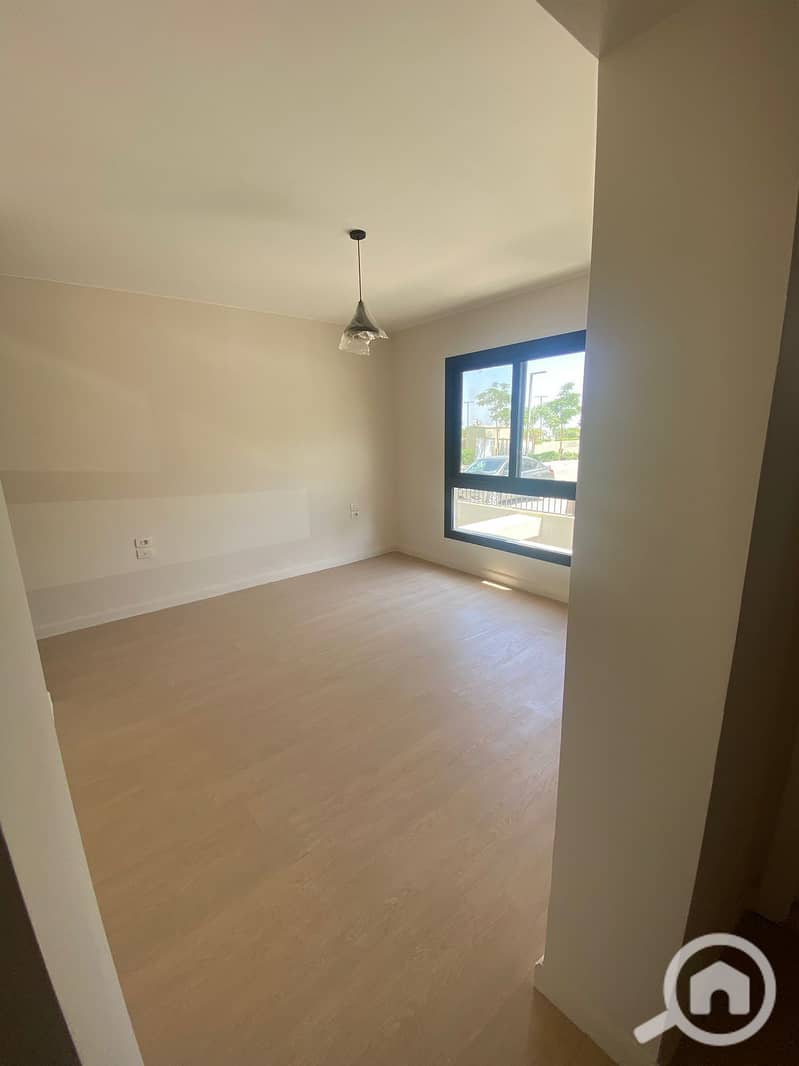 5 WhatsApp Image 2025-11-23 at 12.48. 53 PM. jpeg