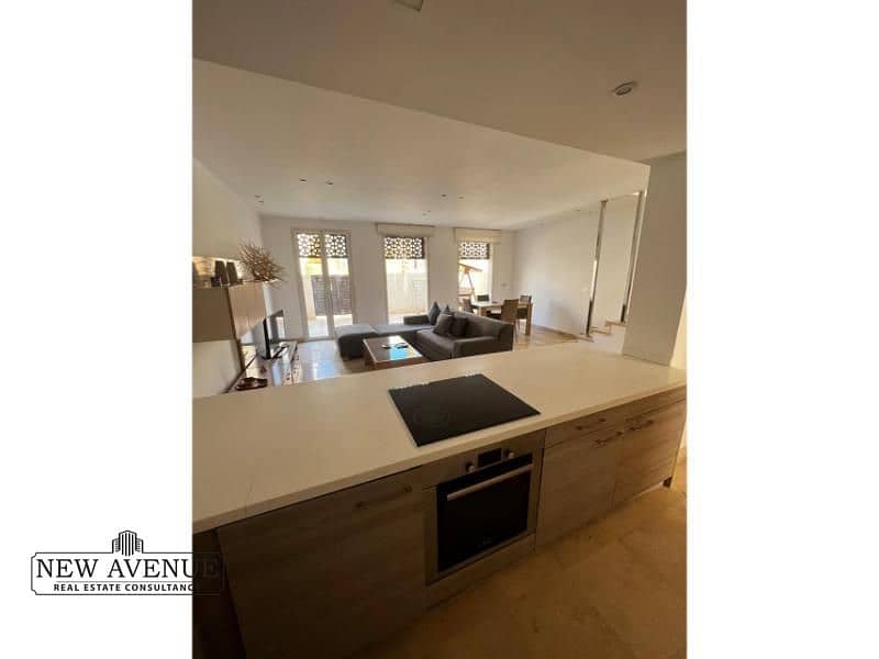 2 b7bc8a63-197f-4aa6-8af5-143f5cbc378e. png