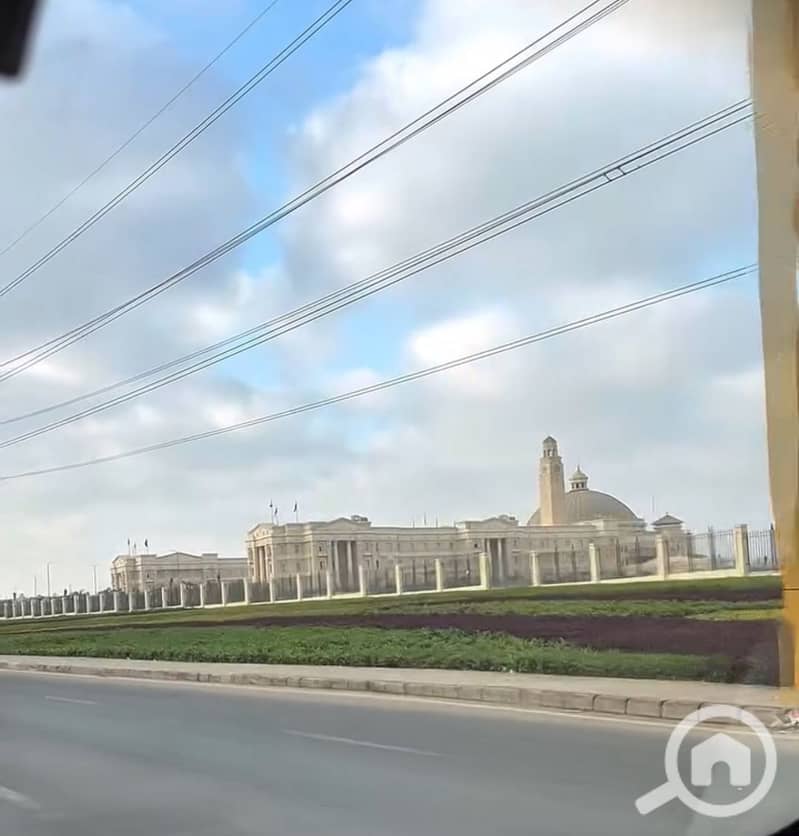 14 744274a6-52b9-4bb9-8179-91bf4a77735f. jpg