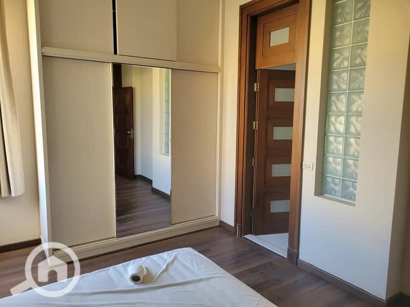 3 09503d83-d662-4ea6-951f-ba36bb0d272b. jpeg