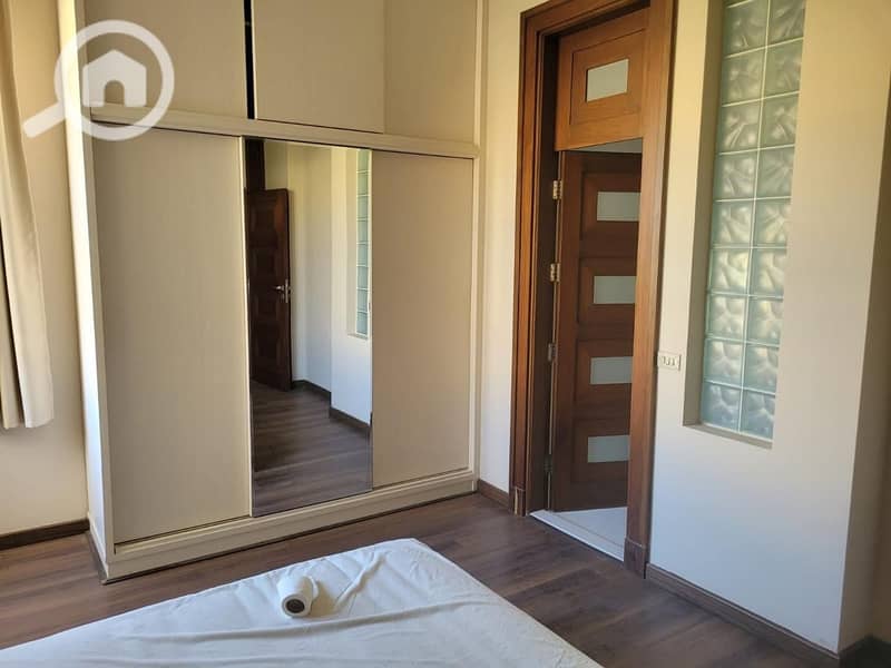 12 09503d83-d662-4ea6-951f-ba36bb0d272b. jpeg