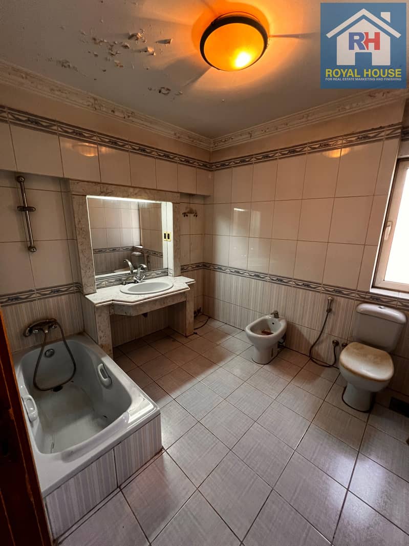 3 WhatsApp Image 2025-12-11 at 10.31. 18 AM. jpeg