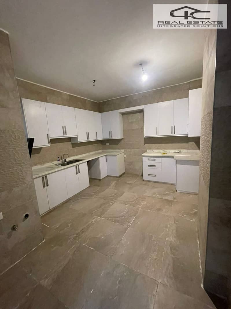 4 WhatsApp Image 2025-11-12 at 13.29. 27 (3). jpeg