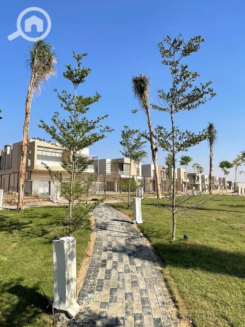 10 WhatsApp Image 2025-12-07 at 6.49. 37 PM. jpeg