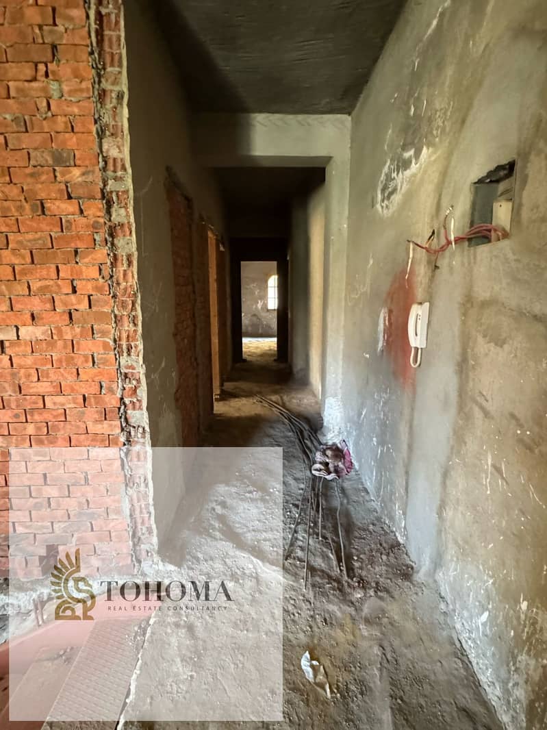 2 5c090796-1cc9-4417-82aa-8e4b4aae7068. jpg