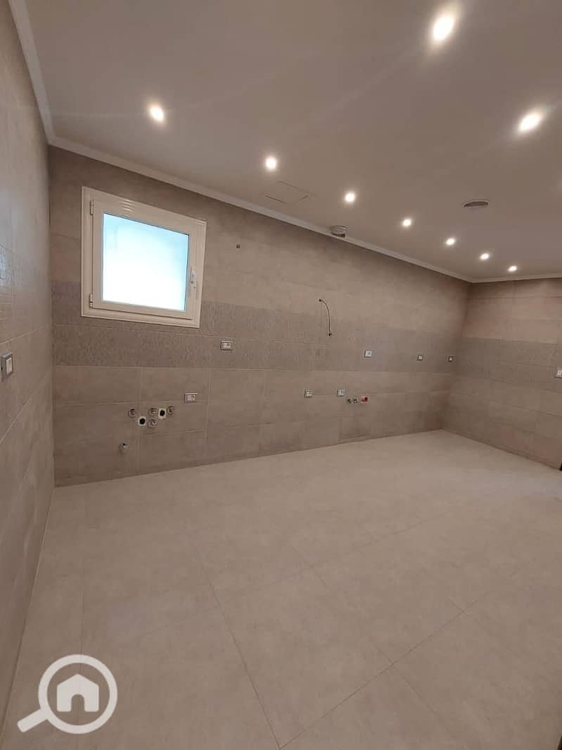 7 6b002c5a-74c0-4dfd-bb36-2fe2ba6e6e58. jpeg