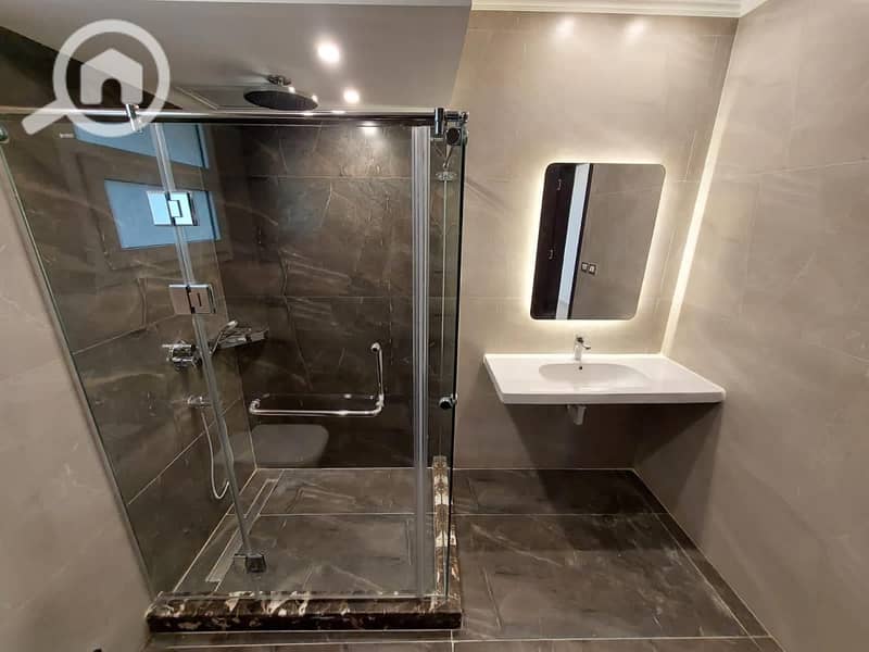 11 f4e30c87-1b8f-461d-bb86-21eec7eaae42. jpeg