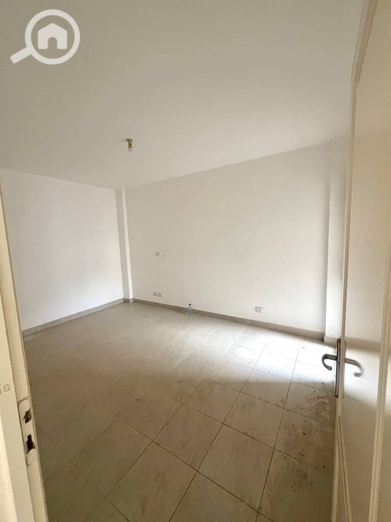 4 44355c97-37db-4e74-9a7b-879f494aabf4. jpeg