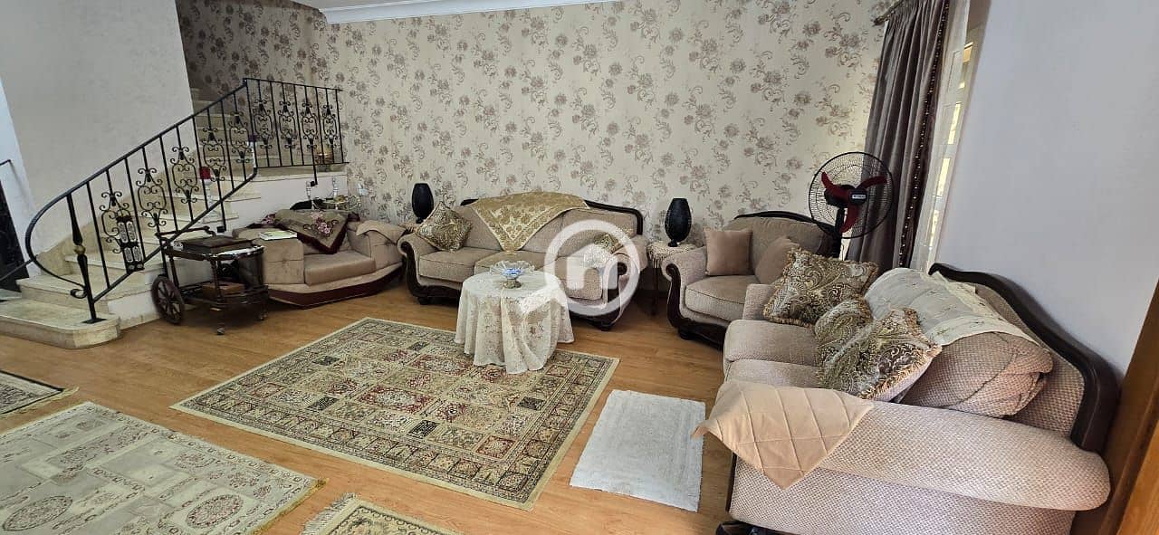 3 e669b35c-9b2a-4496-bb01-69db4a1b7d44. jpeg