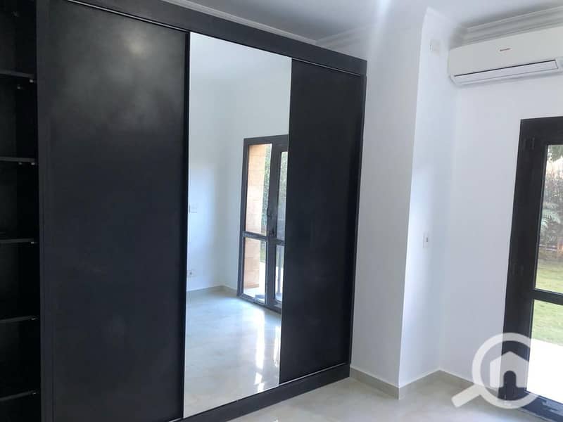 4 61e07c2e-7708-4810-a25e-aa2098ee60db. jpeg