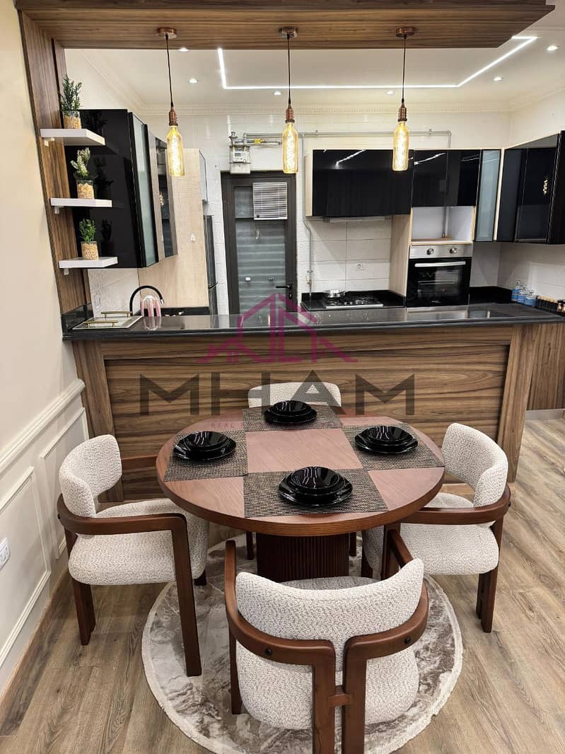 4 photo_5892984138921348241_y. jpg