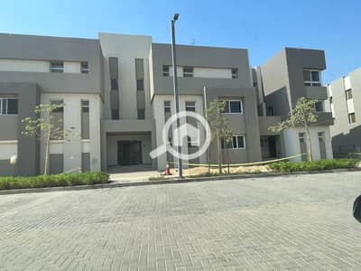 4 Bedroom Villa for Sale in Sheikh Zayed, Giza - IMG-20250317-WA0001. jpg