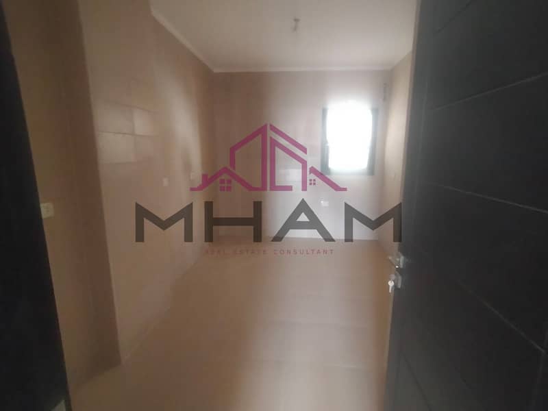 2 photo_5891047078606081160_y. jpg