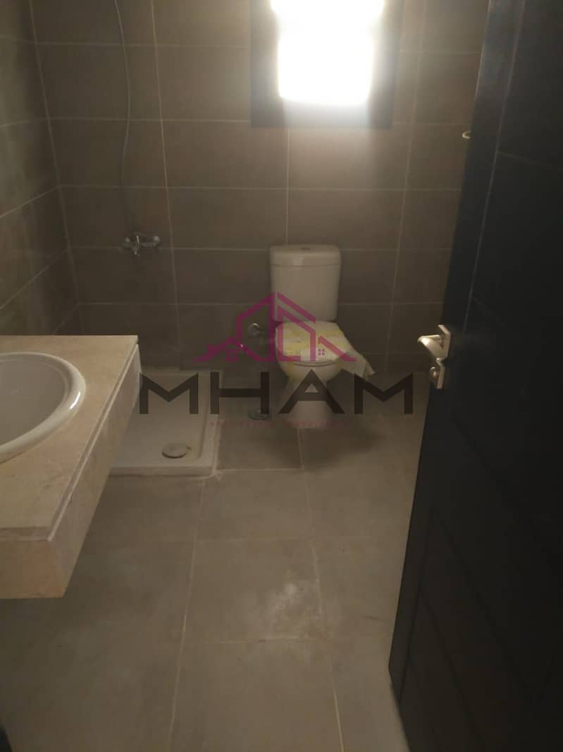 11 photo_5891047078606081159_y. jpg