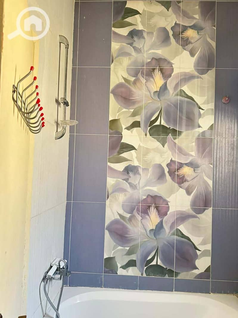 7 29f77e14-d794-4b49-8aa0-1d6cd42316aa. jpg