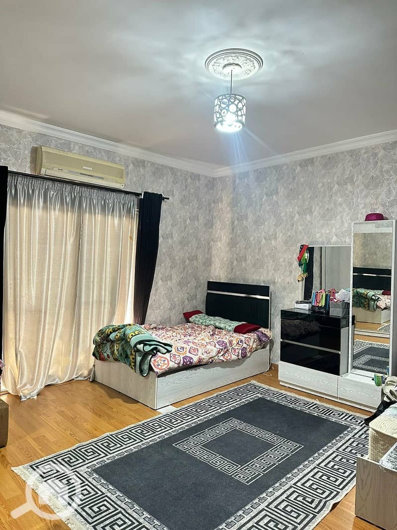 18 08016d8f-944a-45c1-8662-1d4df2bf9bc2. jpg