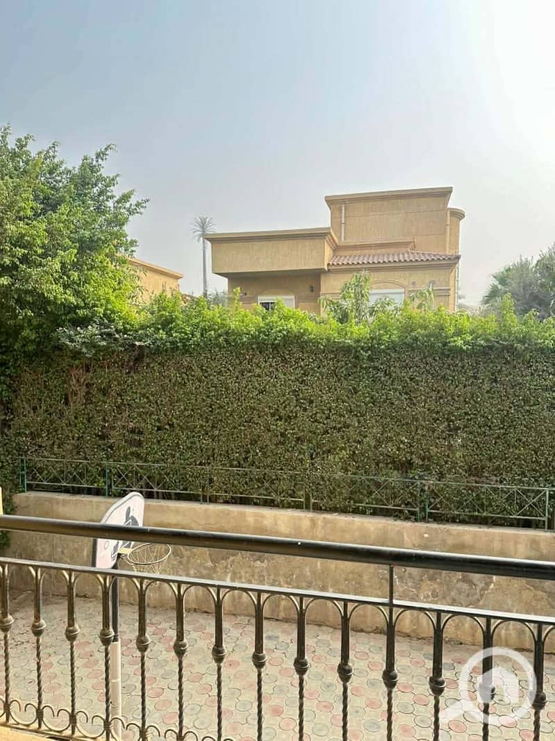 24 feae3e92-5b55-4c7e-bfa7-498c7816f13d. jpg