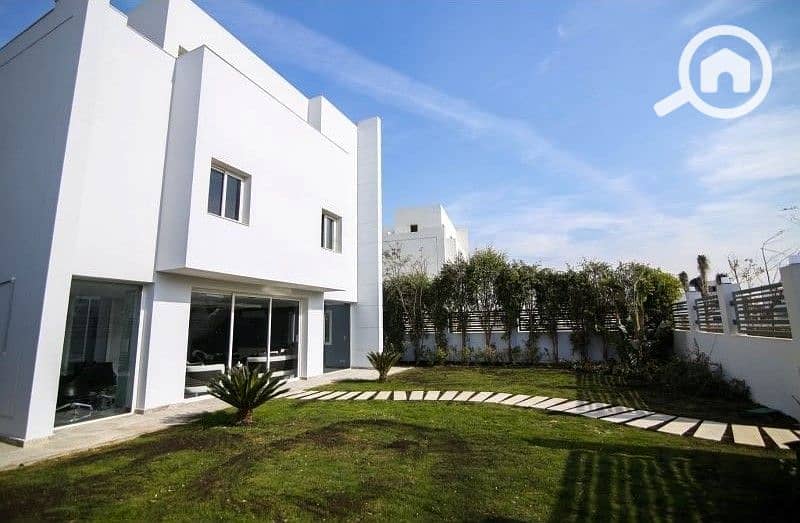 561740759_811632191352822_5809833764273107679_n. jpg