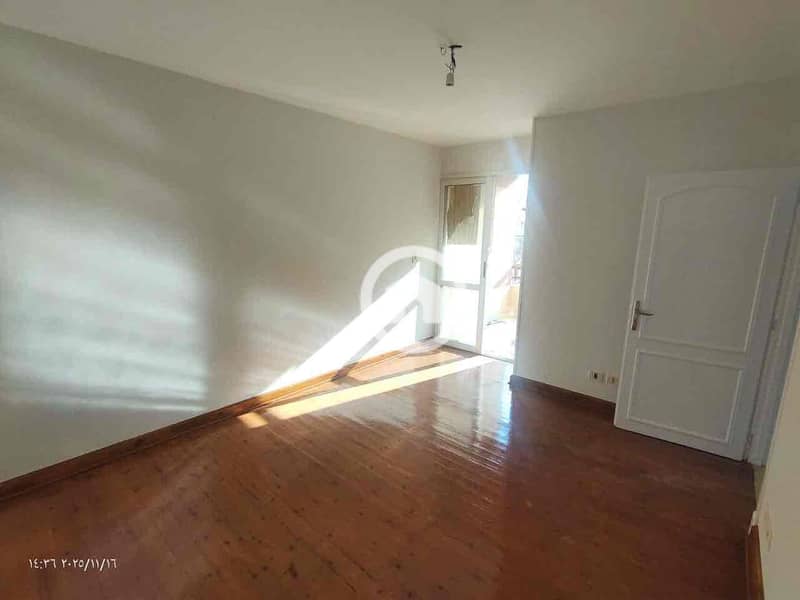 5 488c5384-bf88-4835-ba81-c23aad662c73. jpg