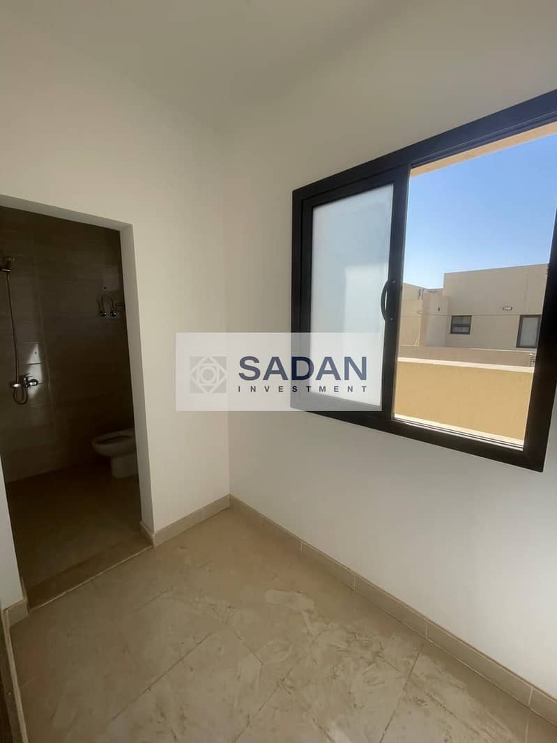 7 4cf9aa3a-94f0-4550-b062-db645d0c2674. jpeg