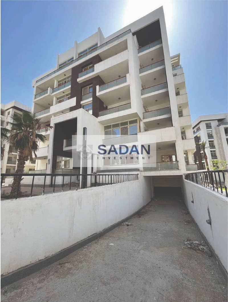 12 d7c920ee-4f08-43f4-83c9-b73ac00bdc90. jpeg