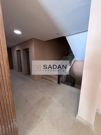 شقة 3 غرف نوم للبيع في الشيخ زايد، الجيزة - IMG-20240611-WA0289. jpg