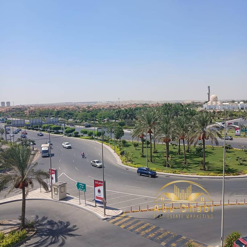 10 b0f3146e-260c-470e-a042-29d13f50c68d. jpg