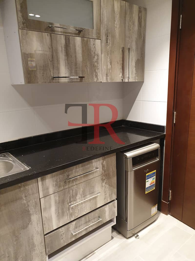 5 WhatsApp Image 2025-12-10 at 10.33. 41 PM (1). jpeg