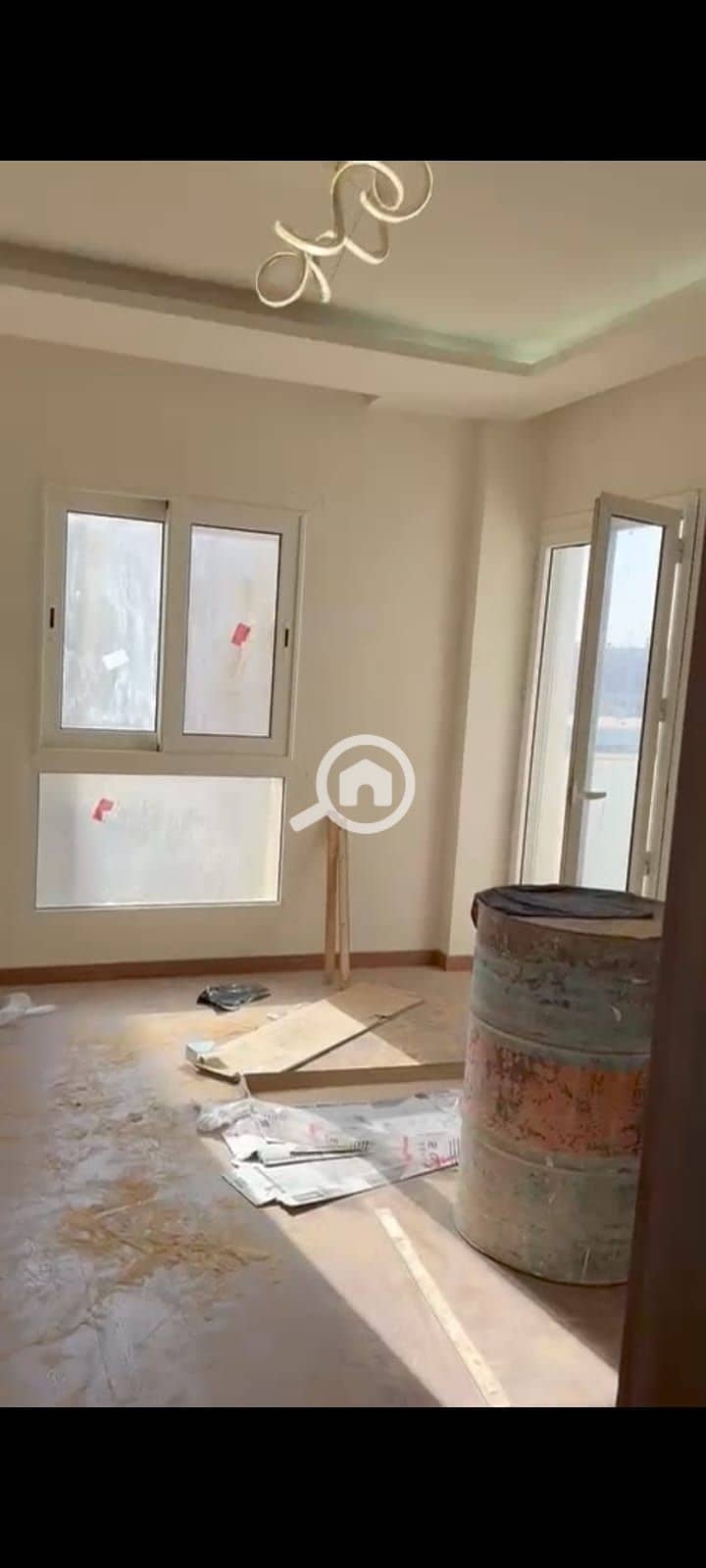 4 5fb7e519-267a-4d9c-8a6f-9750d1f1dc65. jpg